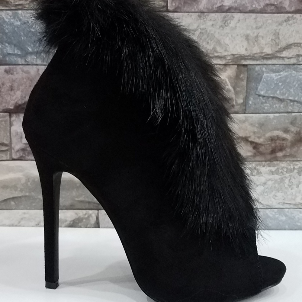 Women's shoes, boots, booties